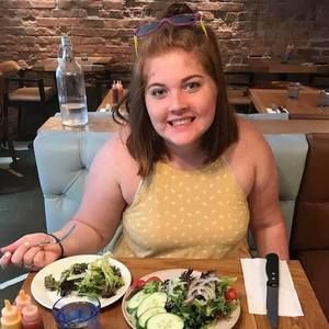 Meet your Posher, Casey